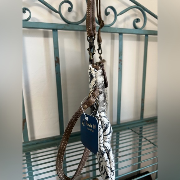 NEW Spring Floral Myra Bag Weaved Rug Leather Cowhide Crossbody Small purse - Picture 4 of 7